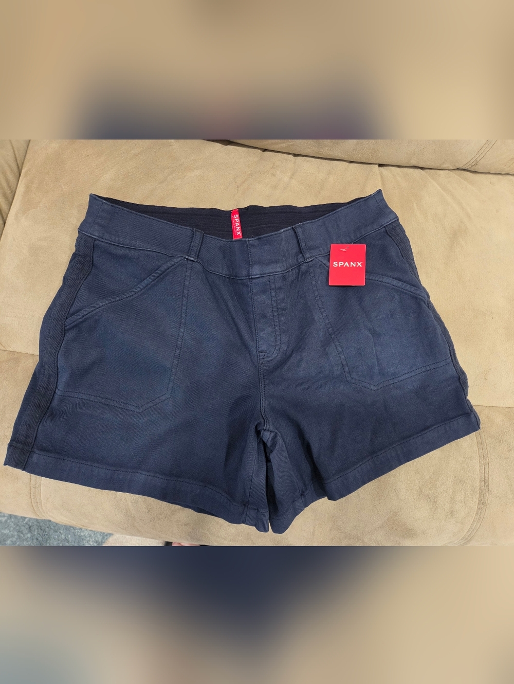 Spanx Stretch Twill Shorts Size L NWT Indigo